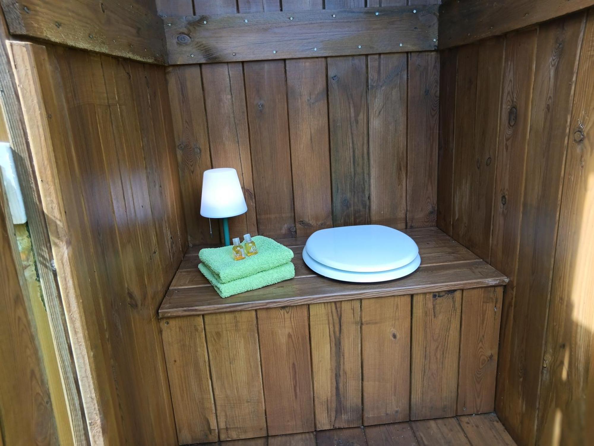 Le Val Daniniere B&B Adult Only Le Mesnil-Garnier Exterior foto